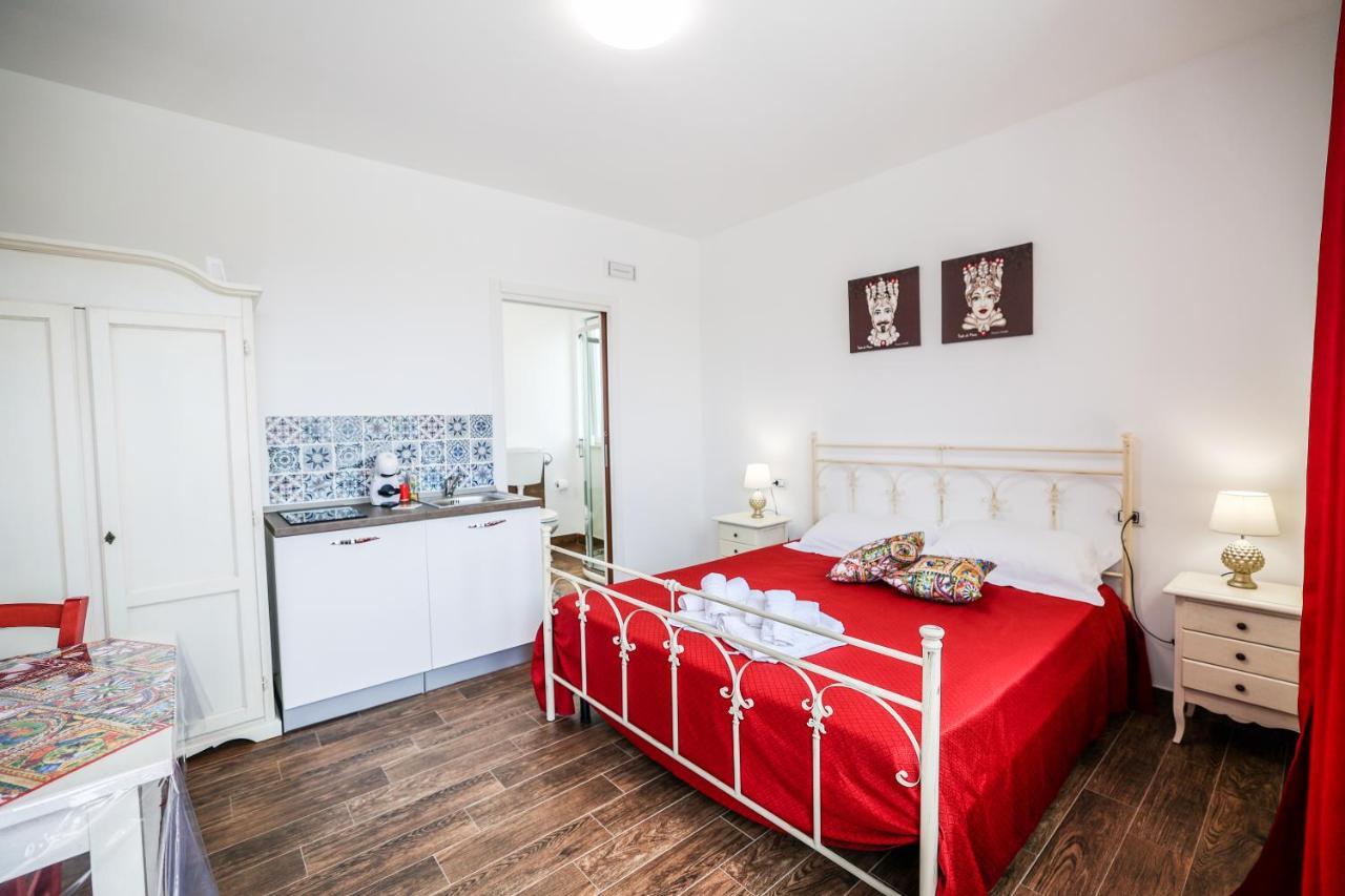 Ca Del Re - A Due Passi Dal Mare - Terrasini, Cinisi, Trappeto, Balestrate E Castellamare Del Golfo Guest house